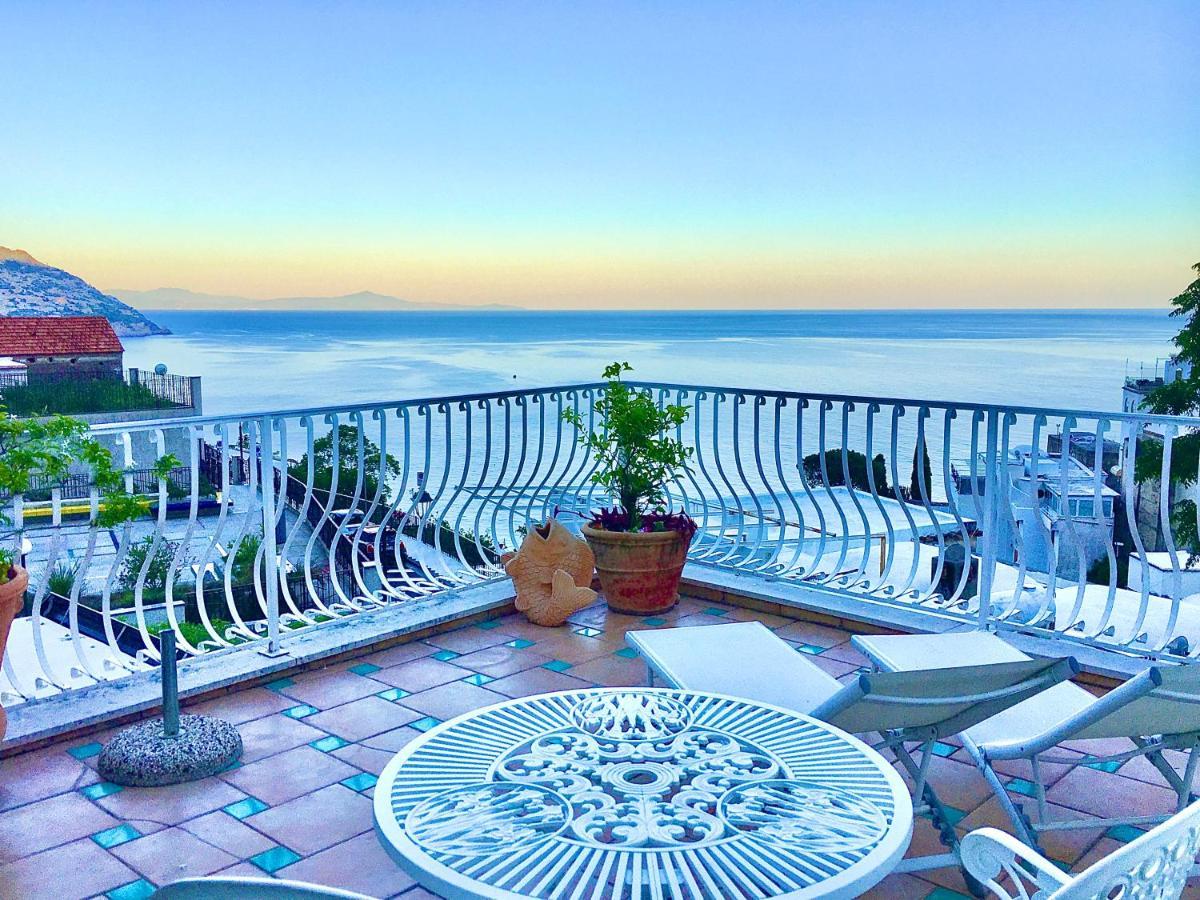 Hotel Villa Delle Palme In Positano Ngoại thất bức ảnh