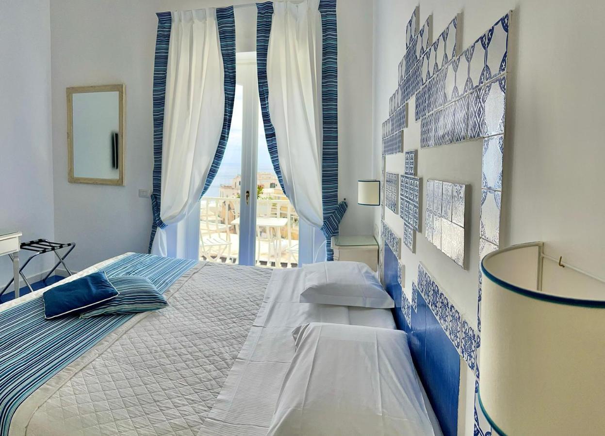 Hotel Villa Delle Palme In Positano Ngoại thất bức ảnh