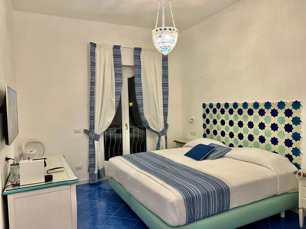Hotel Villa Delle Palme In Positano Ngoại thất bức ảnh