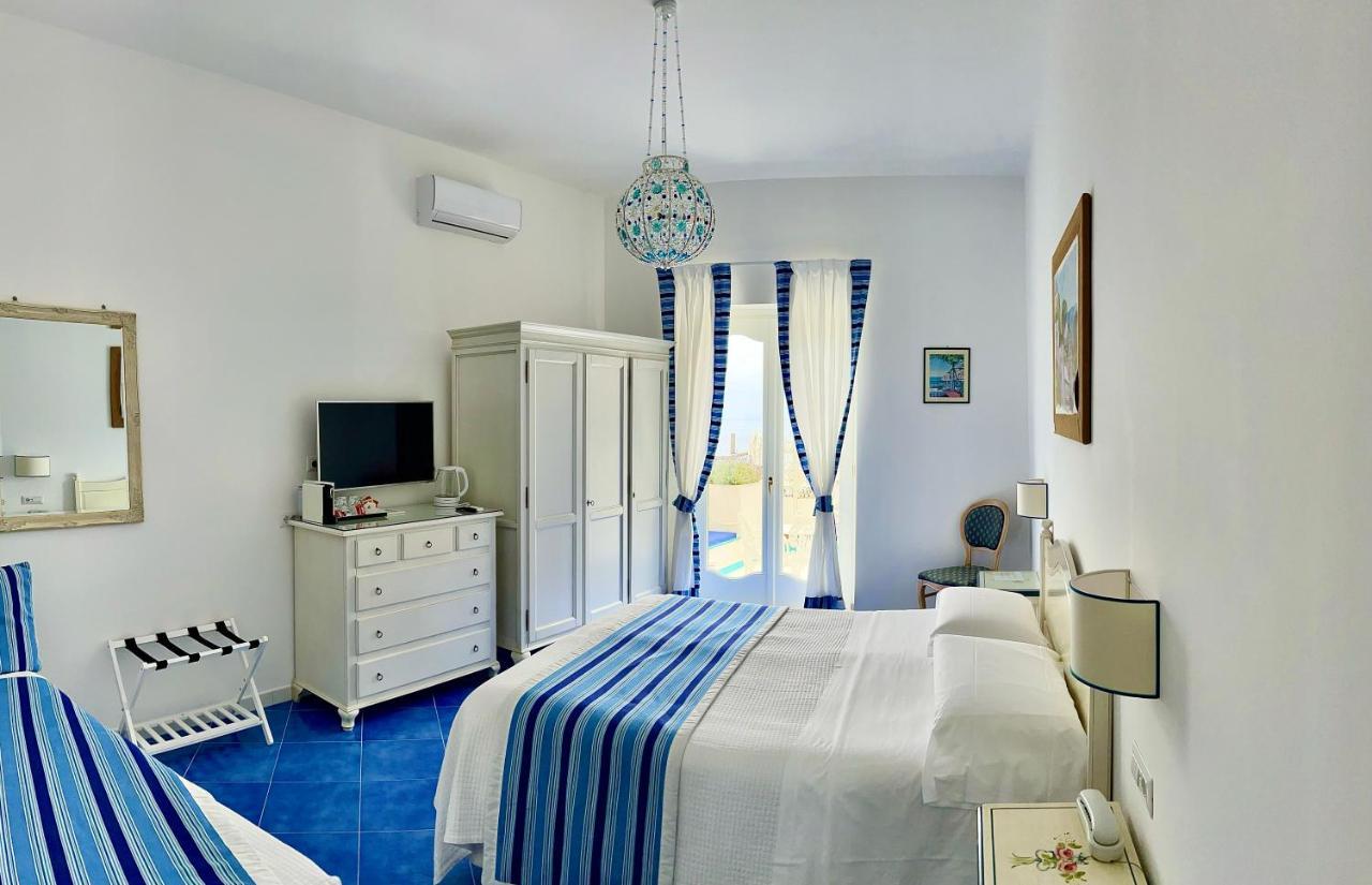 Hotel Villa Delle Palme In Positano Ngoại thất bức ảnh