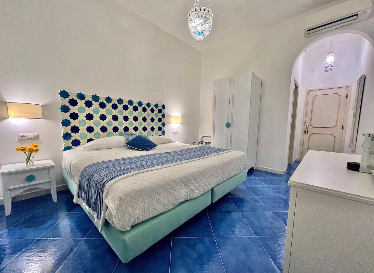 Hotel Villa Delle Palme In Positano Ngoại thất bức ảnh