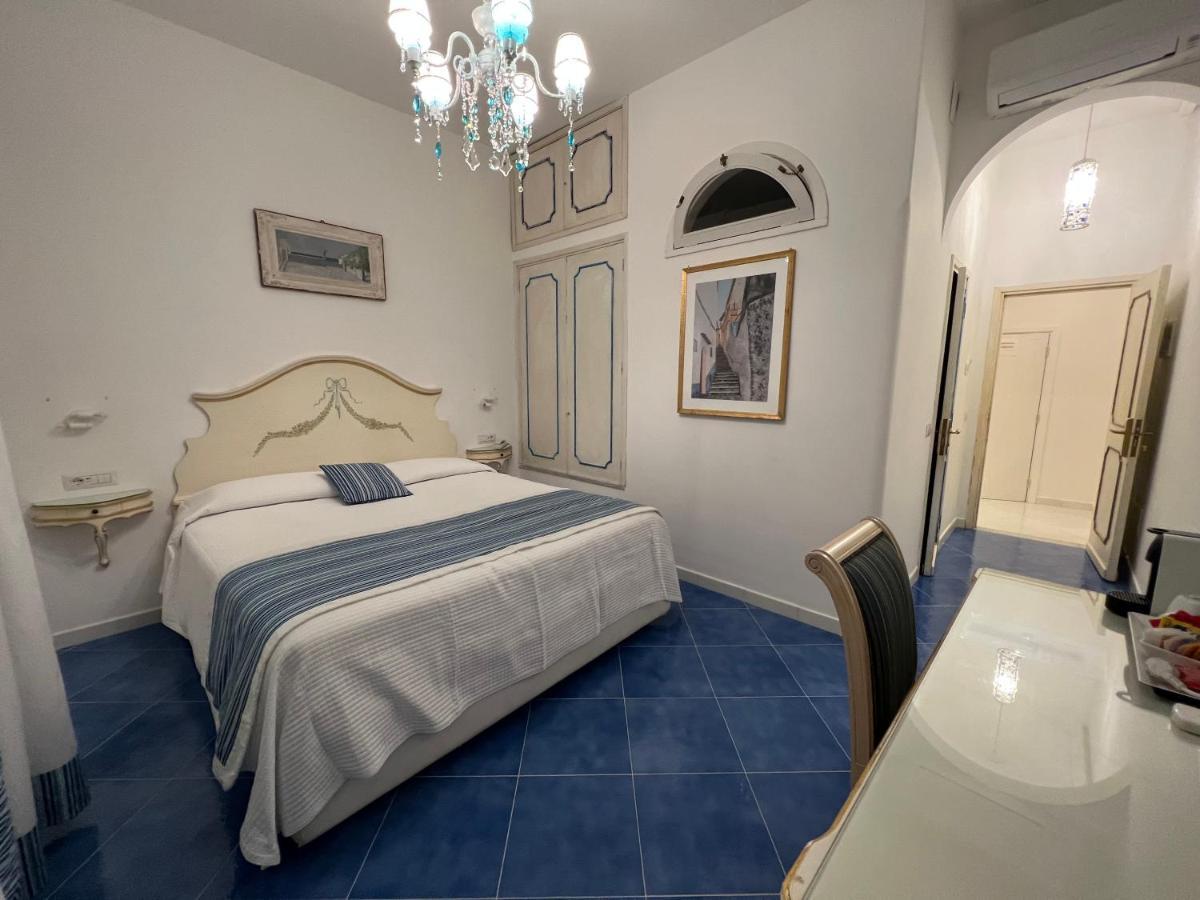Hotel Villa Delle Palme In Positano Ngoại thất bức ảnh