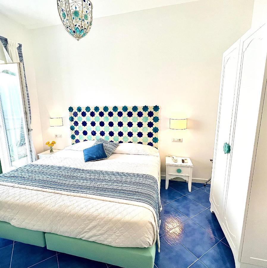 Hotel Villa Delle Palme In Positano Ngoại thất bức ảnh