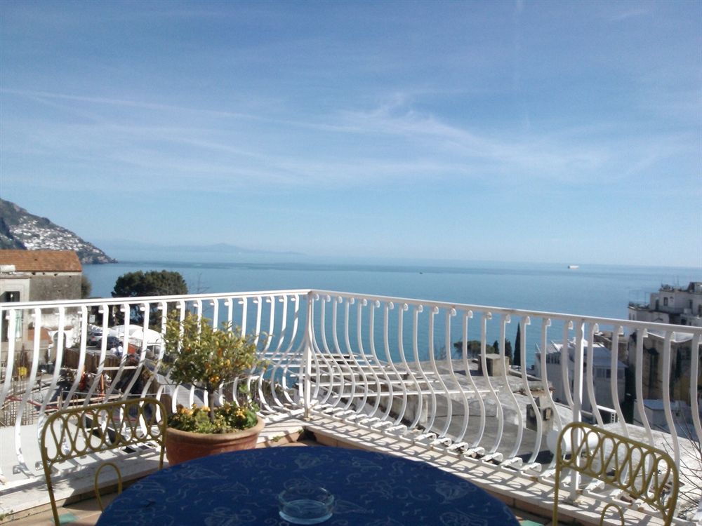 Hotel Villa Delle Palme In Positano Ngoại thất bức ảnh