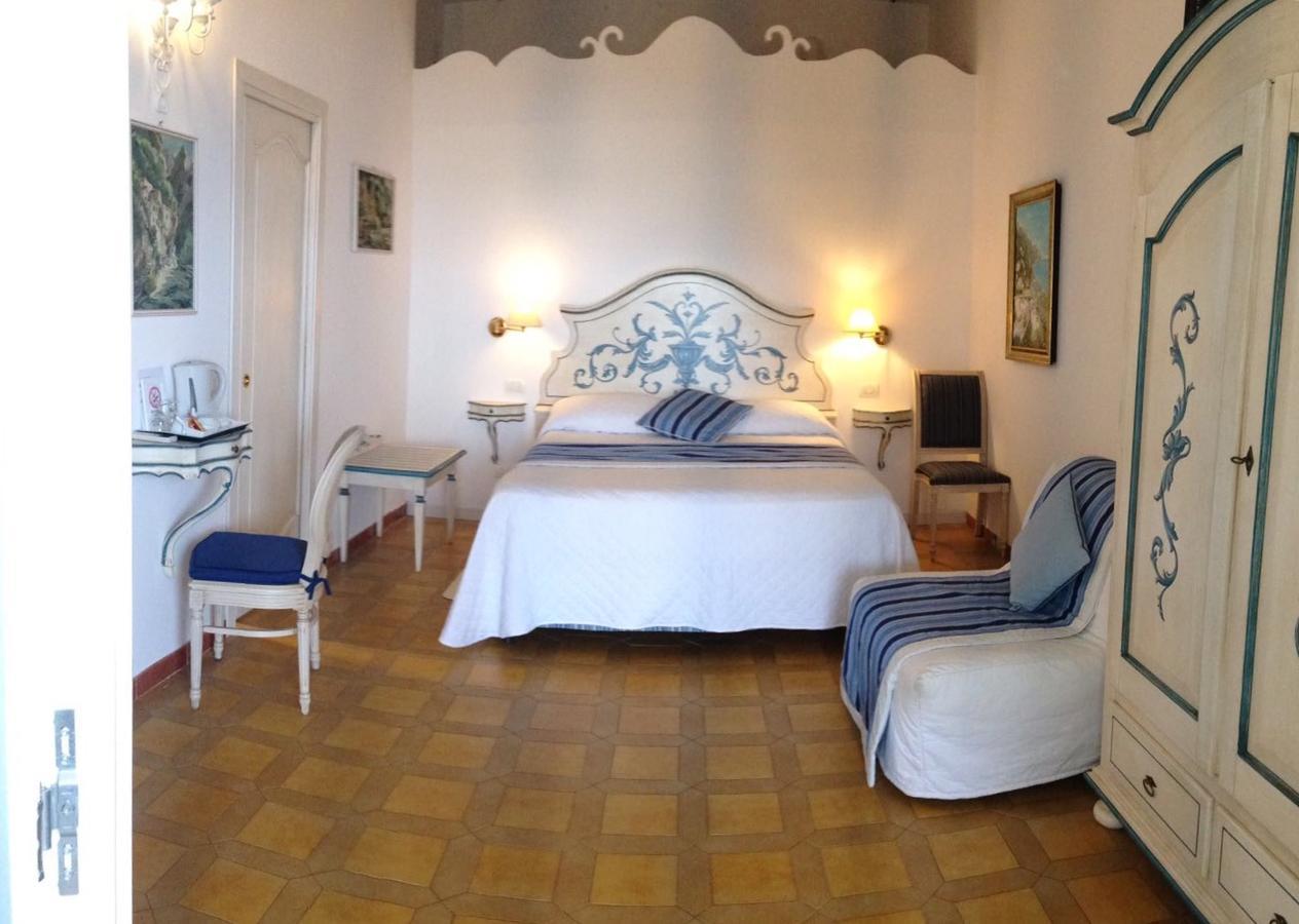 Hotel Villa Delle Palme In Positano Ngoại thất bức ảnh