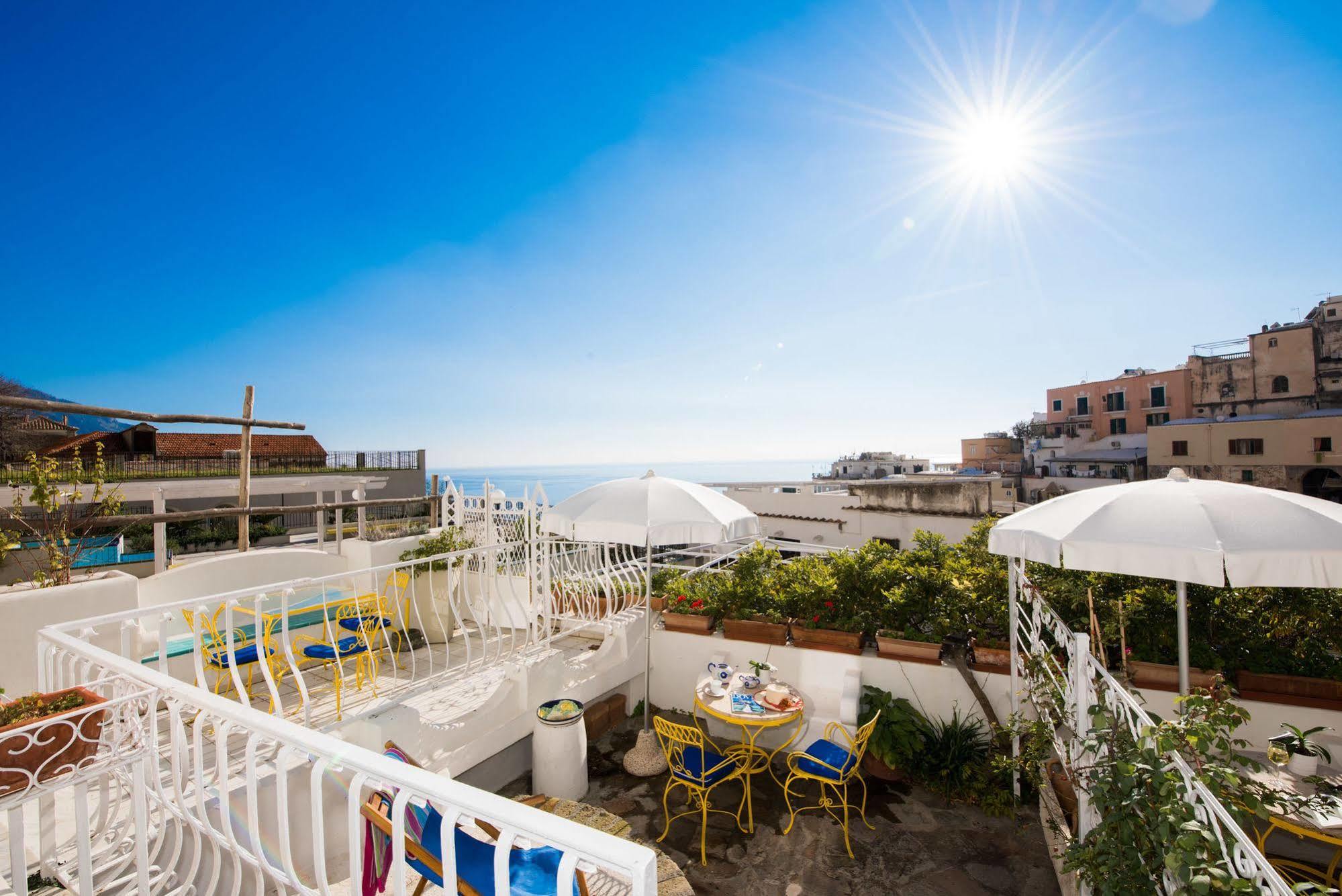 Hotel Villa Delle Palme In Positano Ngoại thất bức ảnh
